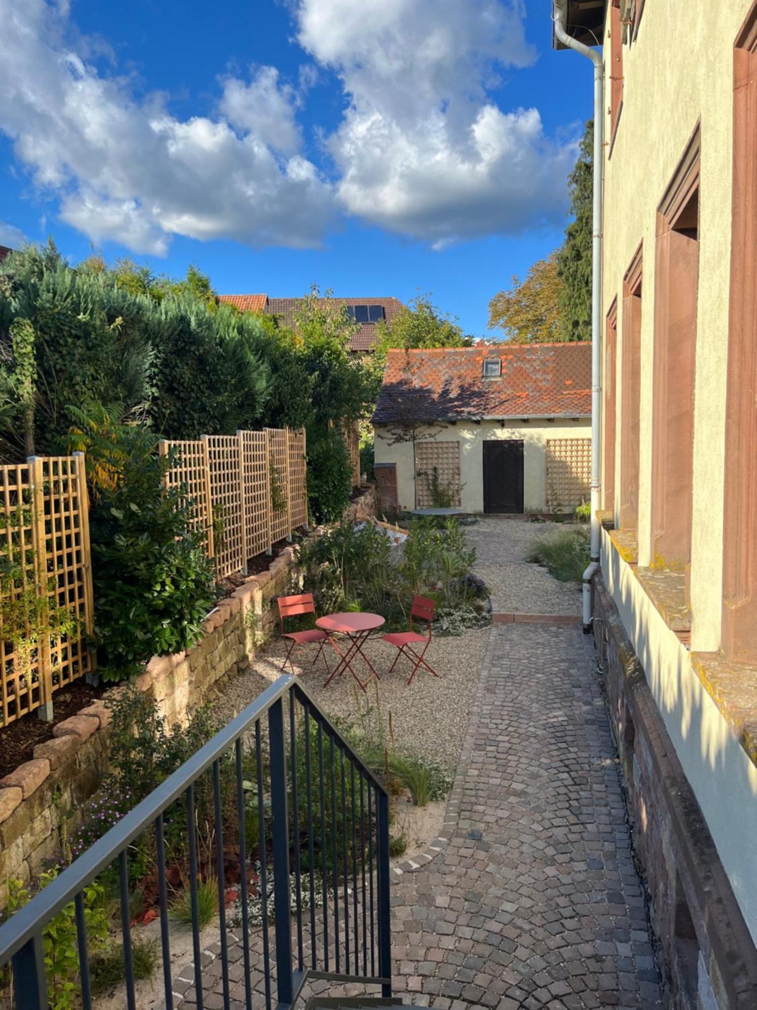 Grosse Pause Altes Schulhaus Schweigen Apartment Bagian luar foto